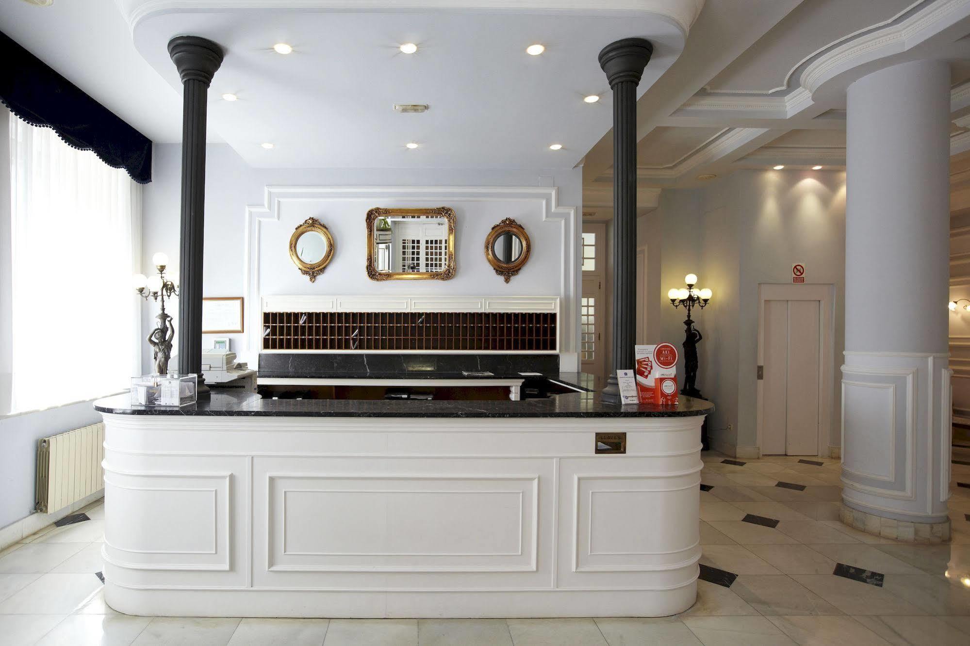 Gran Hotel Balneario de Liérganes Extérieur photo